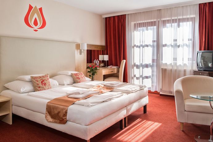 Imagen de la habitación del Hotel Piroska. Foto 14