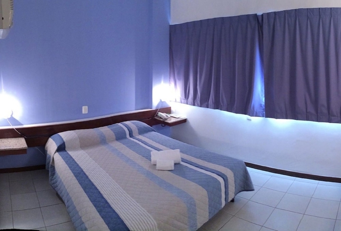 Imagen de la habitación del Hotel Pisa Plaza. Foto 8