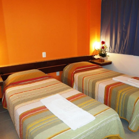 Imagen de la habitación del Hotel Pisa Plaza. Foto 14