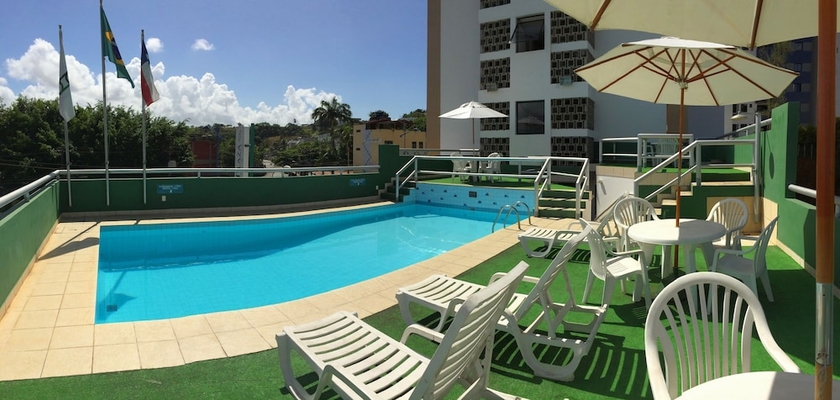 Imagen de la piscina del Hotel Pisa Plaza. Foto 19