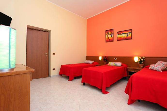 Imagen de la habitación del Hotel Pisa, Termini. Foto 7