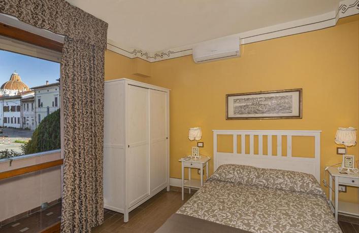 Imagen de la habitación del Hotel Pisa Tower. Foto 11