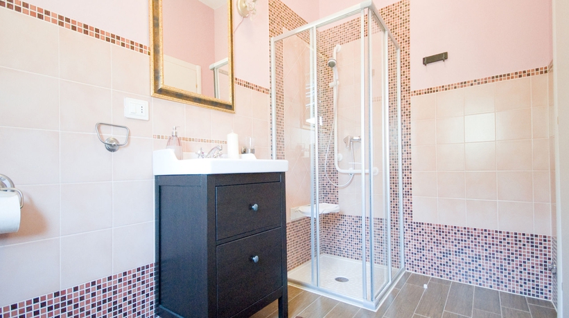 Imagen de la habitación del Hotel Pisa Tower. Foto 12