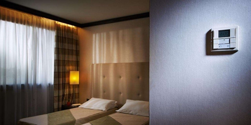 Imagen de la habitación del Hotel Pisa Valdera. Foto 10
