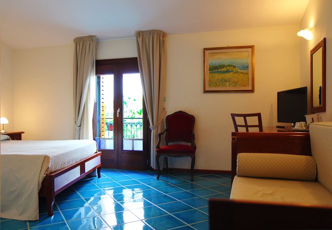 Imagen de la habitación del Hotel Pisacane. Foto 14