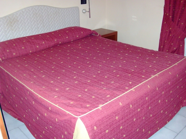 Imagen de la habitación del Hotel Pisani, Caserta. Foto 16
