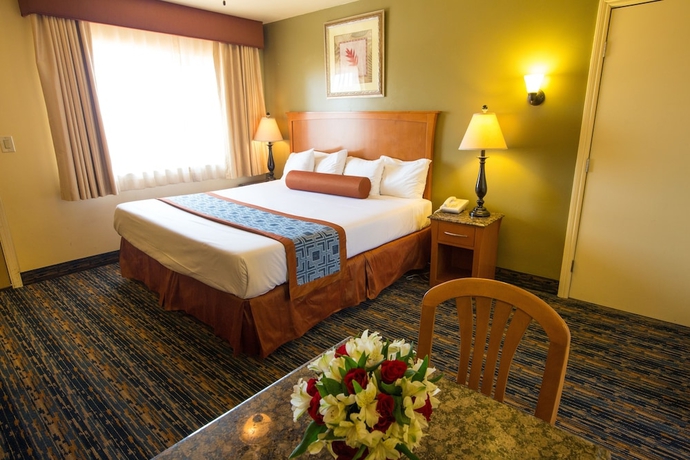 Imagen general del Hotel Pismo Beachwalker Inn and Suites. Foto 1