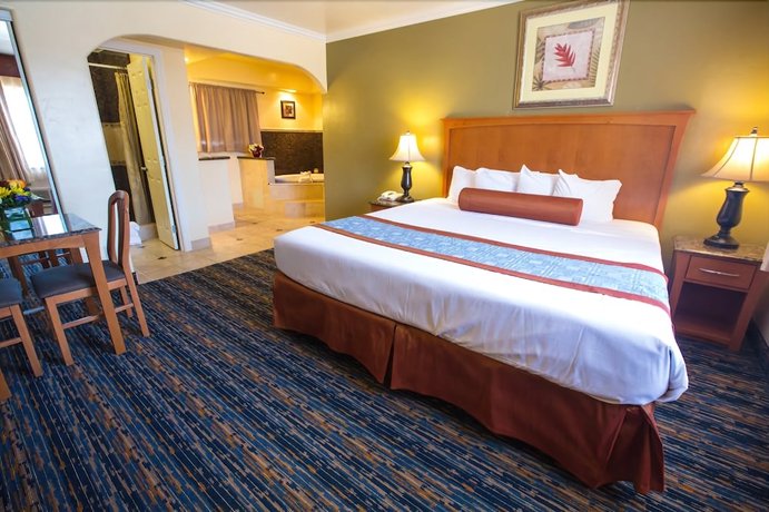 Imagen de la habitación del Hotel Pismo Beachwalker Inn and Suites. Foto 3