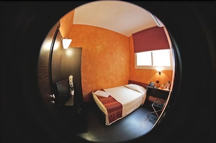 Imagen de la habitación del Hotel Pisolo Resort. Foto 5