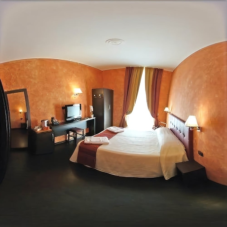 Imagen de la habitación del Hotel Pisolo Resort. Foto 7