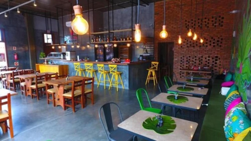Imagen del bar/restaurante del Hotel Pitaya Apart. Foto 2