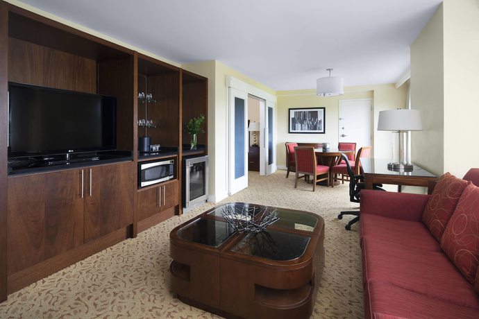 Imagen de los interiores del Hotel Pittsburgh Airport Marriott. Foto 19
