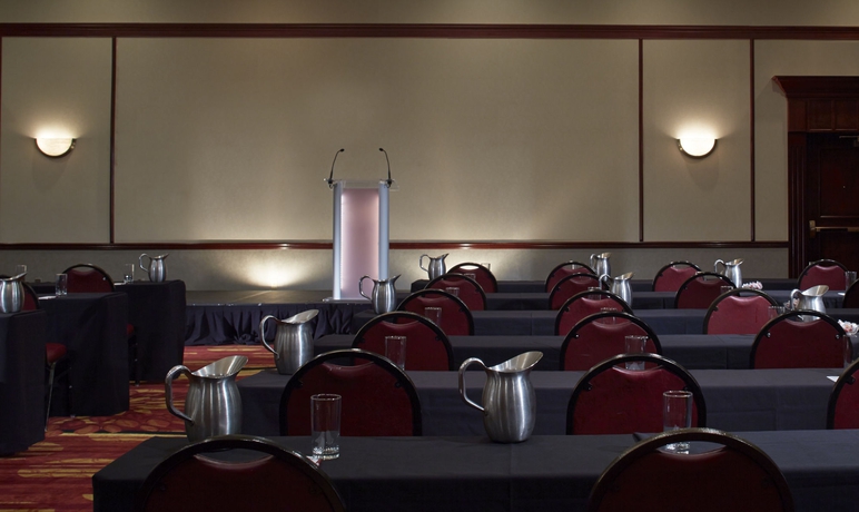 Imagen de los interiores del Hotel Pittsburgh Marriott North. Foto 14