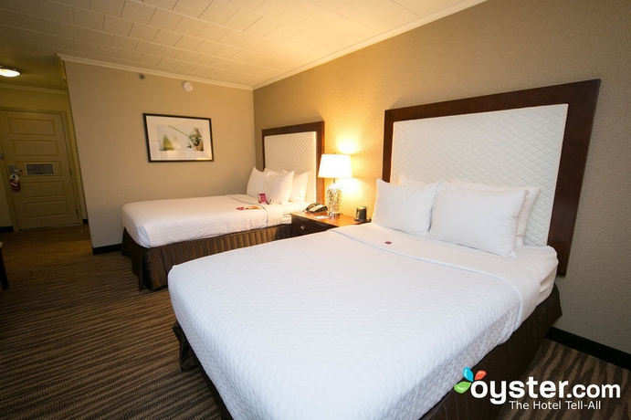 Imagen de la habitación del Hotel Pittsburgh Plaza. Foto 8