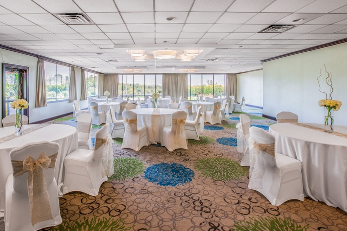 Imagen de los interiores del Hotel Pittsburgh Plaza. Foto 15