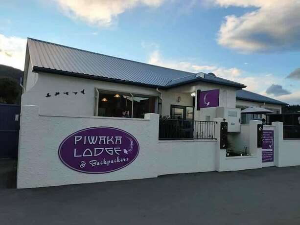 Imagen general del Hotel Piwaka Lodge and Backpackers. Foto 1