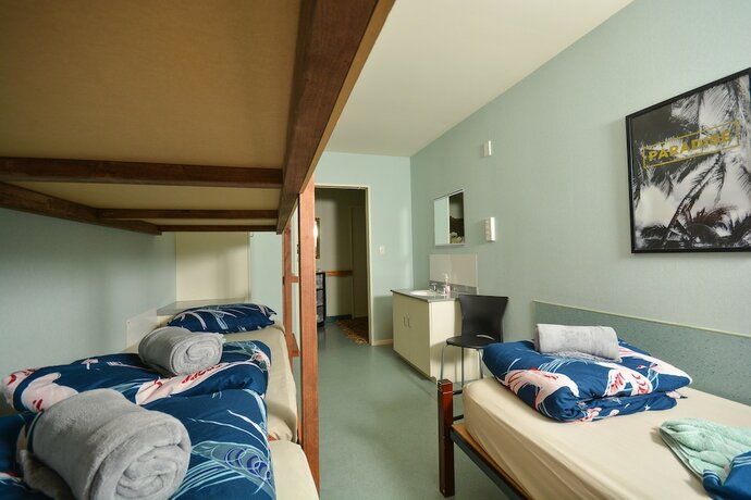 Imagen de la habitación del Hotel Piwaka Lodge and Backpackers. Foto 20
