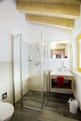 Imagen de la habitación del Hotel Piz Ot. Foto 8