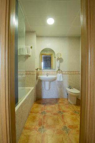 Imagen general del Hotel Pizarro, Humanes De Madrid. Foto 12