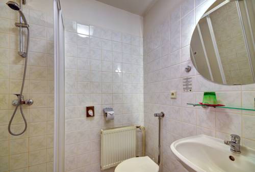 Imagen de la habitación del Hotel Pizzeria Istria. Foto 8