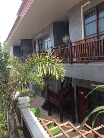 Imagen de los exteriores del Hotel Pj House. Foto 11
