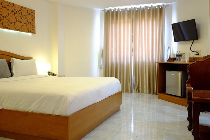 Imagen de la habitación del Hotel Pj Inn Pattaya. Foto 13