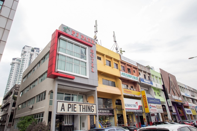 Imagen de los exteriores del Hotel Pj Park. Foto 9