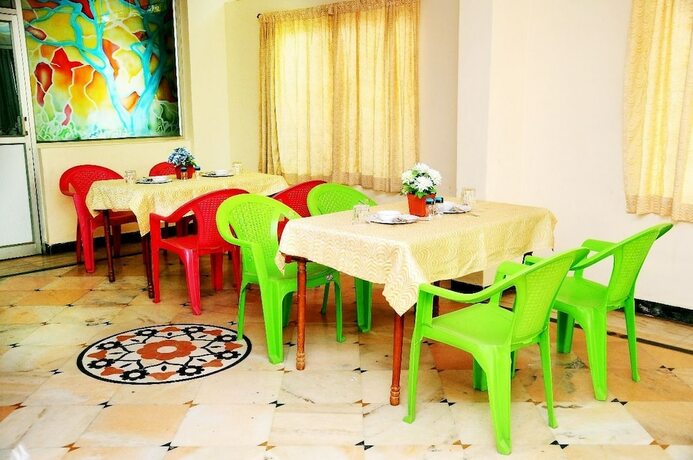 Imagen del bar/restaurante del Hotel Pk Suites.inn. Foto 6