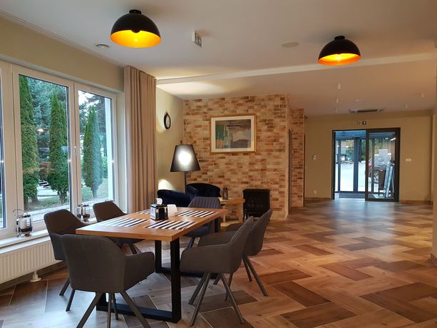 Imagen del bar/restaurante del Hotel Plaża Resort, Morag. Foto 2