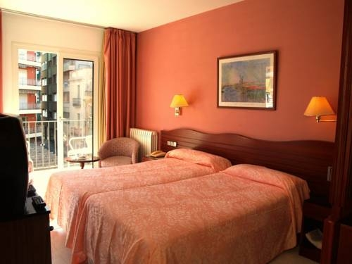 Imagen general del Hotel Plaça. Foto 7