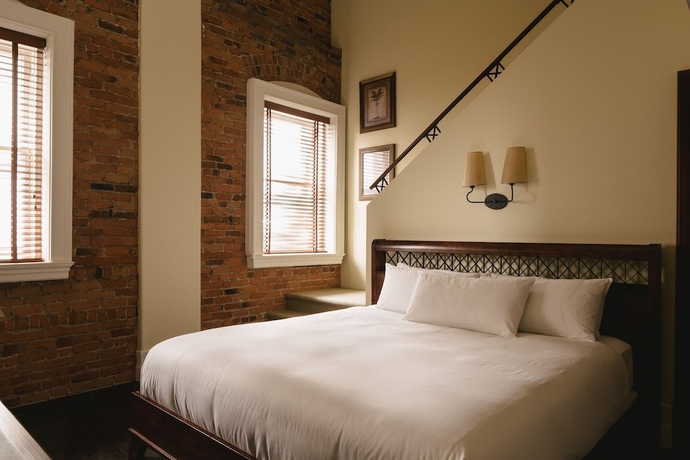 Imagen de la habitación del Hotel Place D'armes, Montreal. Foto 12