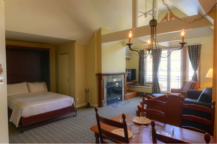 Imagen de la habitación del Hotel Place St-bernard. Foto 5