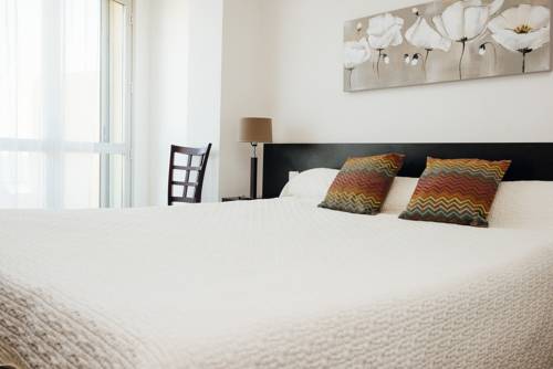 Imagen de la habitación del Hotel Plage Des Pins. Foto 3