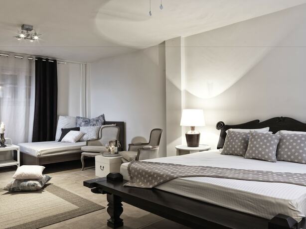 Imagen de la habitación del Hotel Plagia Villas. Foto 13