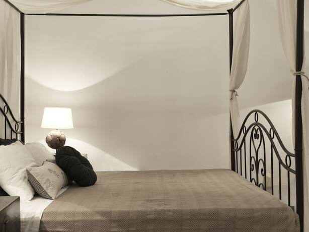 Imagen de la habitación del Hotel Plagia Villas. Foto 14