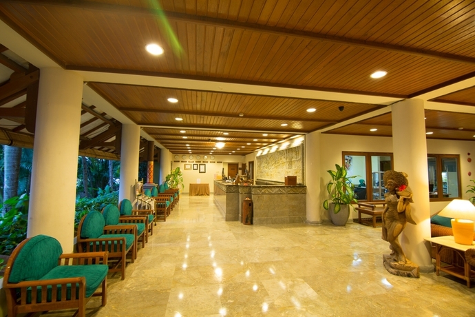 Imagen de los interiores del Hotel Plagoo Holiday. Foto 6