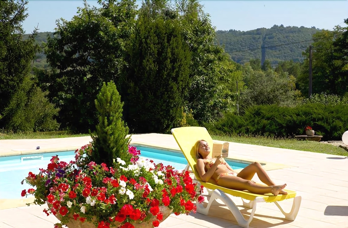 Imagen de la piscina del Hotel Plaisance, Vitrac. Foto 16