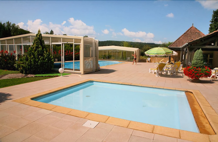 Imagen de la piscina del Hotel Plaisance, Vitrac. Foto 18