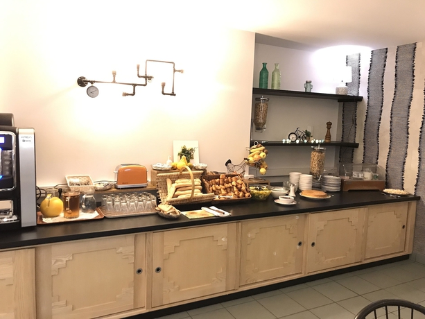 Imagen del bar/restaurante del Hotel Plaisance, Vitrac. Foto 2