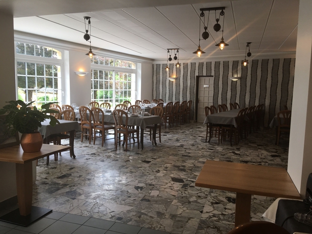 Imagen del bar/restaurante del Hotel Plaisance, Vitrac. Foto 4