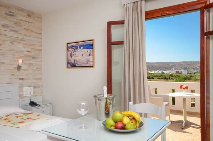 Imagen de la habitación del Hotel Plaka I, Naxos. Foto 4