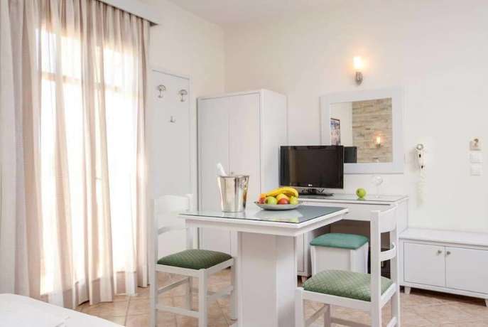 Imagen de la habitación del Hotel Plaka I, Saint Arsenius. Foto 8