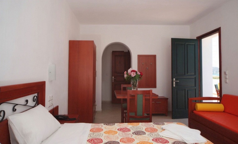 Imagen de la habitación del Hotel Plaka II. Foto 5