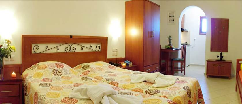 Imagen de la habitación del Hotel Plaka II. Foto 8