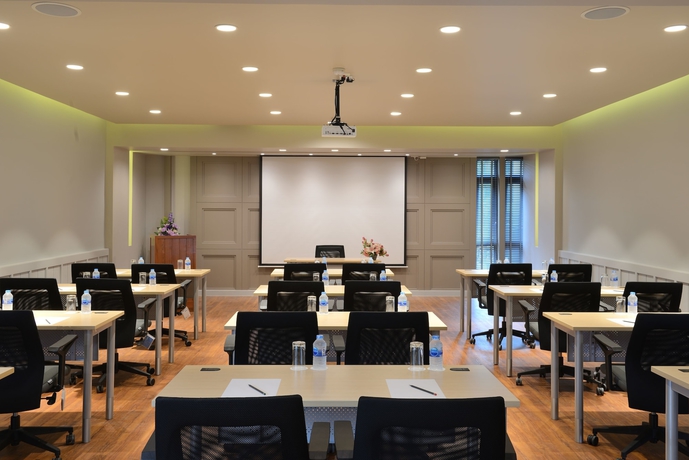 Imagen de los interiores del Hotel Plakan Resort. Foto 16
