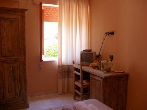 Imagen de la habitación del Hotel Plammas. Foto 7