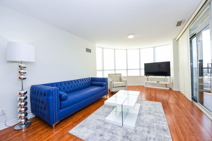 Imagen de la habitación del Hotel PlanURstay - Mississauga Downtown Square One. Foto 3