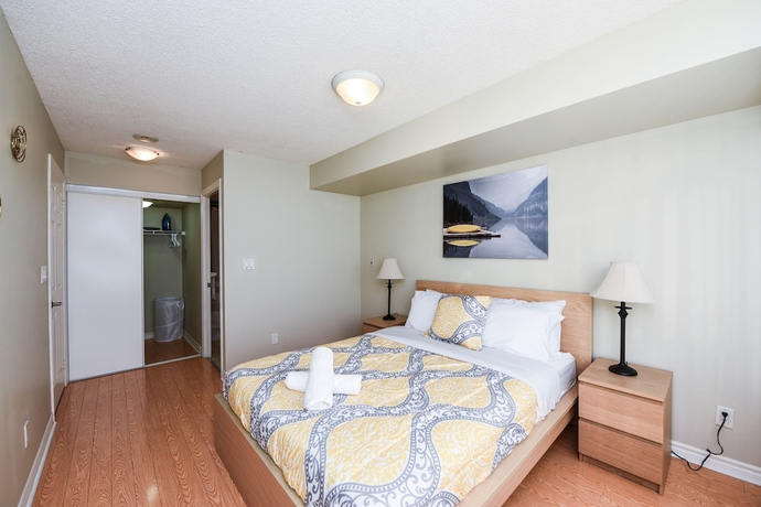 Imagen de la habitación del Hotel PlanURstay - Mississauga Downtown Square One. Foto 12