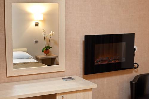 Imagen de la habitación del Hotel Plana. Foto 8