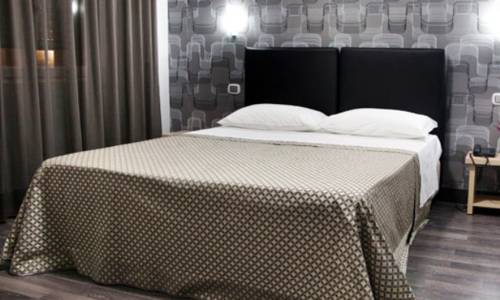 Imagen de la habitación del Hotel Plana. Foto 13